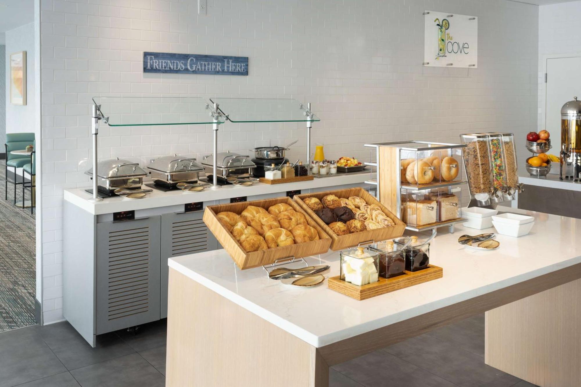 Doubletree By Hilton Miami North I-95 Miami Shores